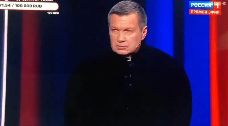 Vladimir Soloviev ridiculisant Macron dans son émission de propagande russe